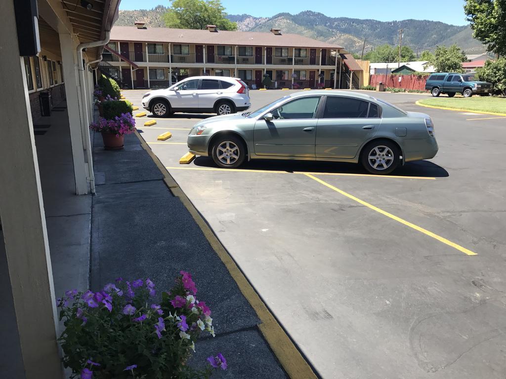 Klamath Motor Lodge Yreka Dış mekan fotoğraf