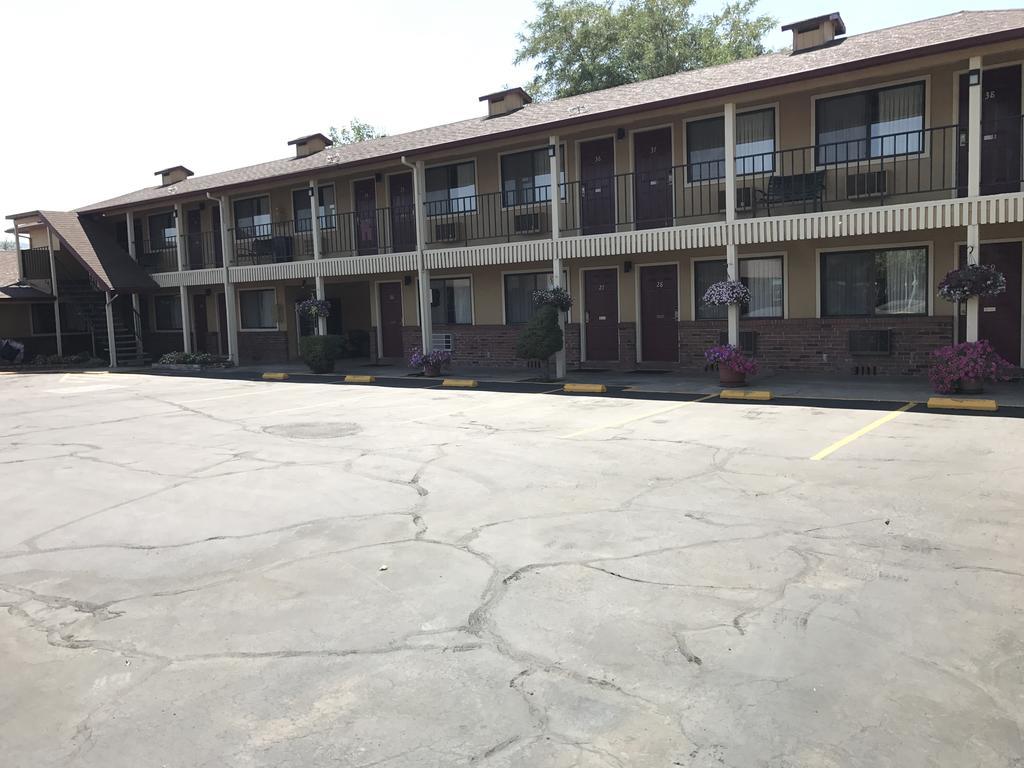 Klamath Motor Lodge Yreka Dış mekan fotoğraf