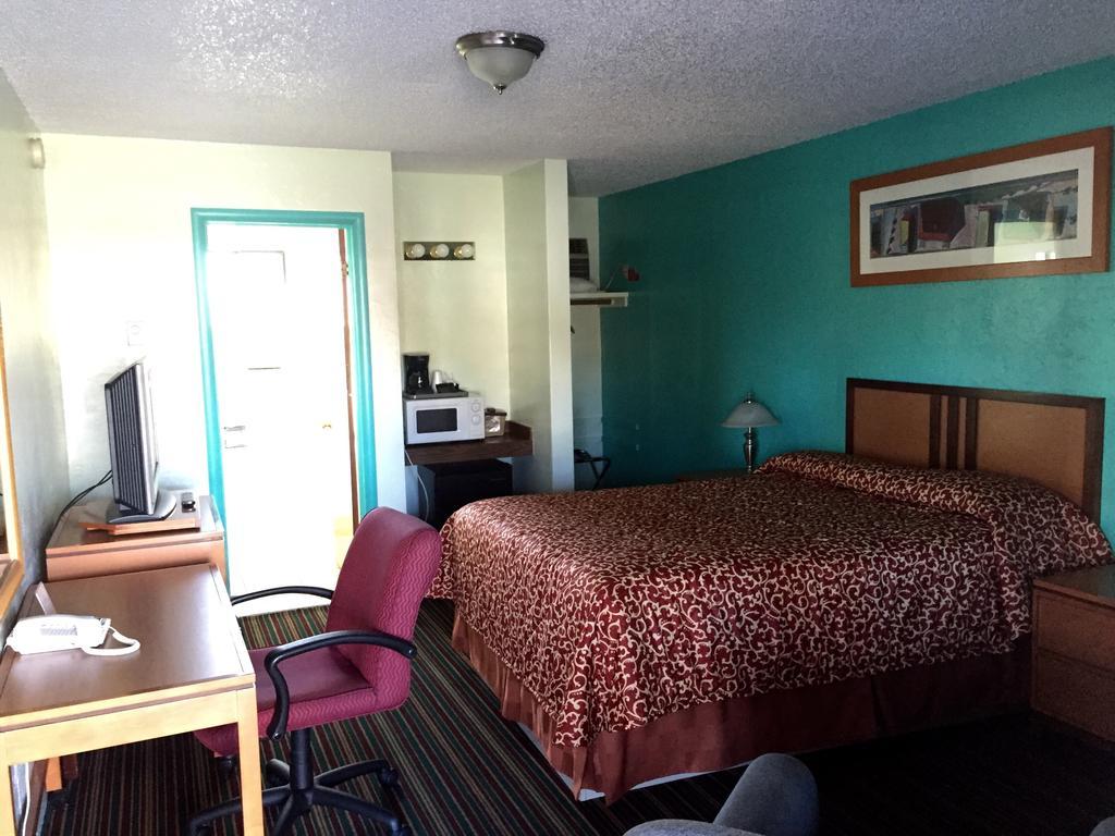 Klamath Motor Lodge Yreka Dış mekan fotoğraf