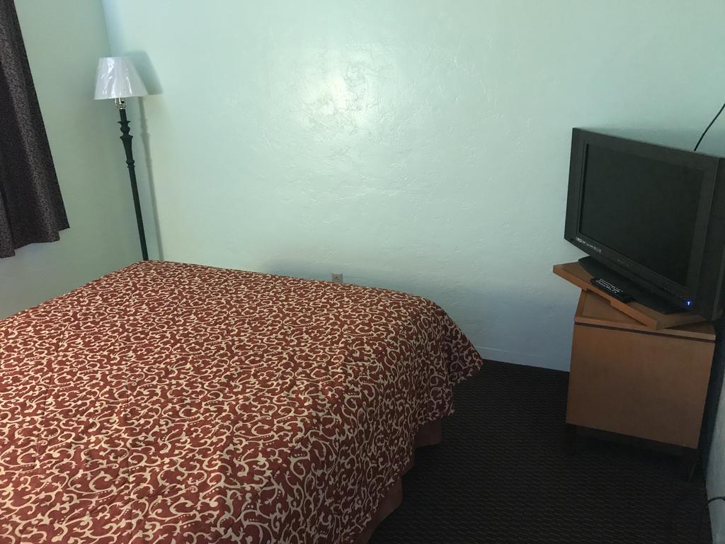 Klamath Motor Lodge Yreka Dış mekan fotoğraf