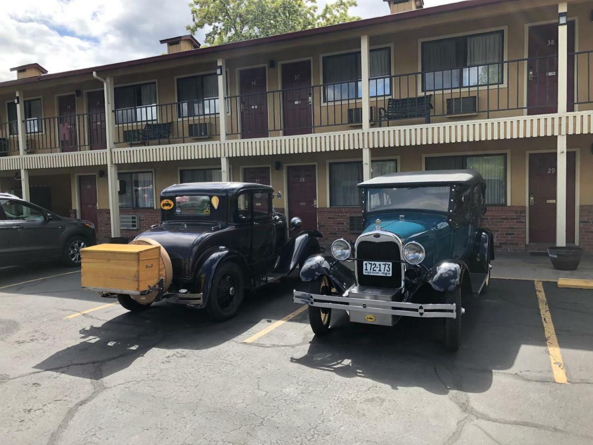 Klamath Motor Lodge Yreka Dış mekan fotoğraf
