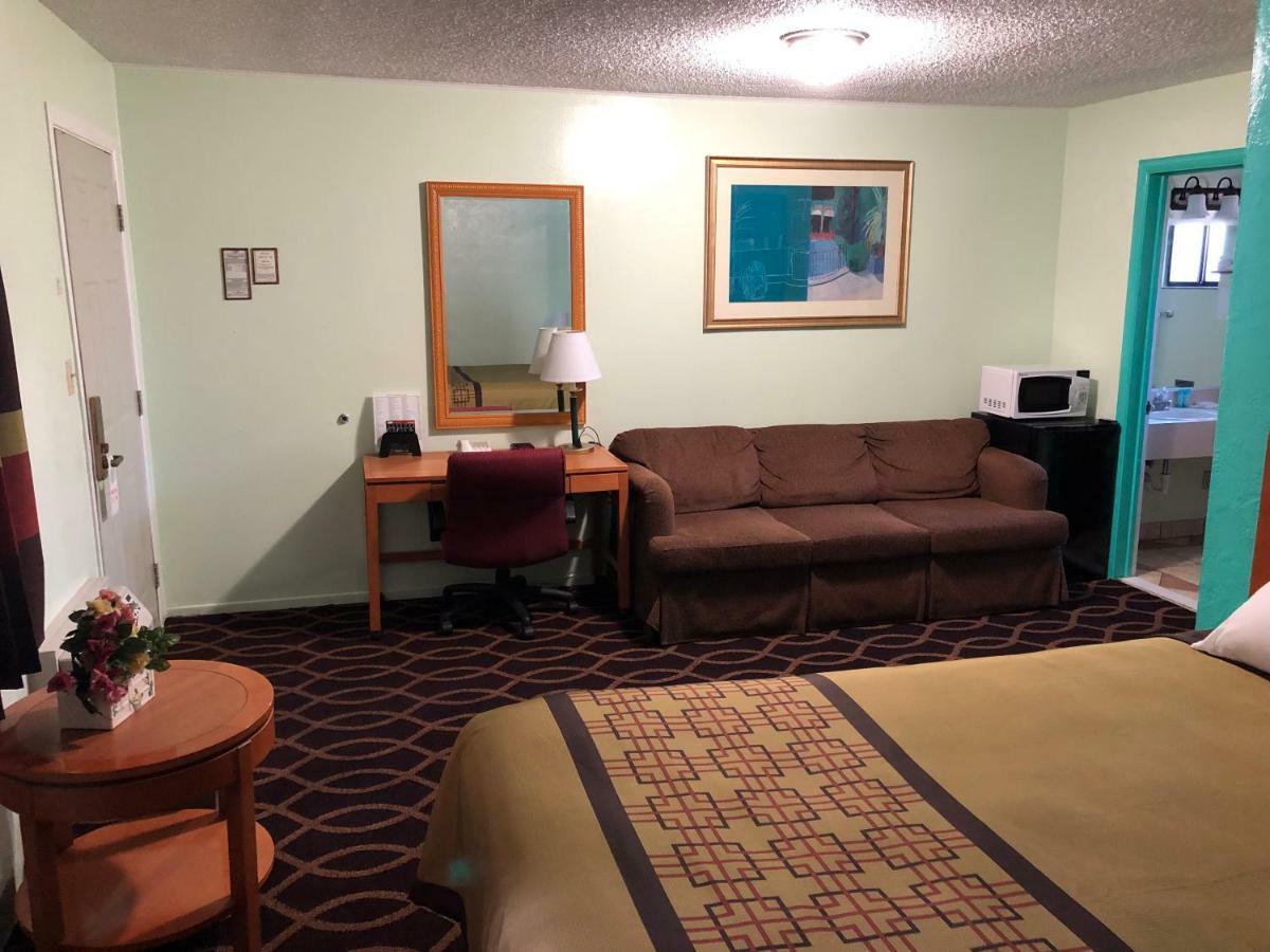 Klamath Motor Lodge Yreka Dış mekan fotoğraf