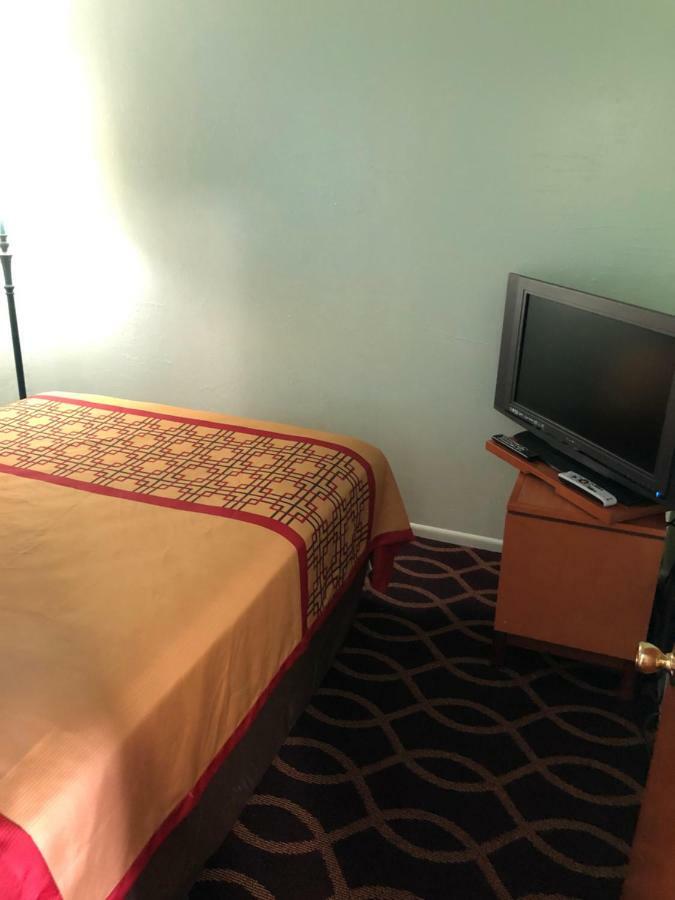 Klamath Motor Lodge Yreka Dış mekan fotoğraf